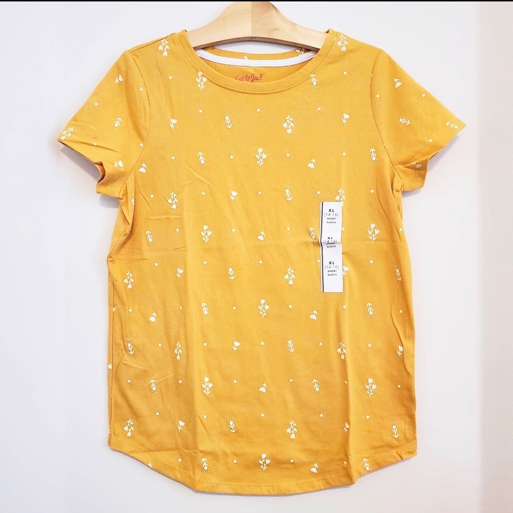 3/$25 - 🆕️ Cat & Jack Girls T-Shirt